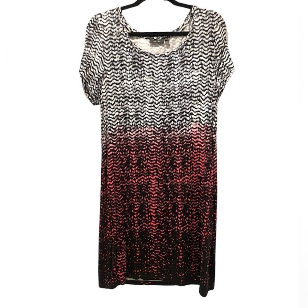 APT. 9 Short Sleeve Scoop Neck T-Shirt Dress Black & Red Women’s Size Large